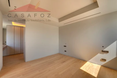 Apartamento T3 para Venda em Aldoar, Foz do Douro e Nevogilde