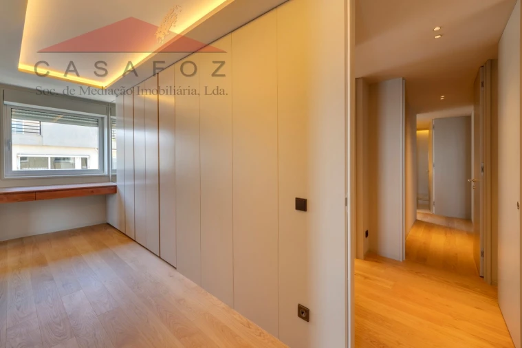 Apartamento T3 para Venda em Aldoar, Foz do Douro e Nevogilde Foto 32