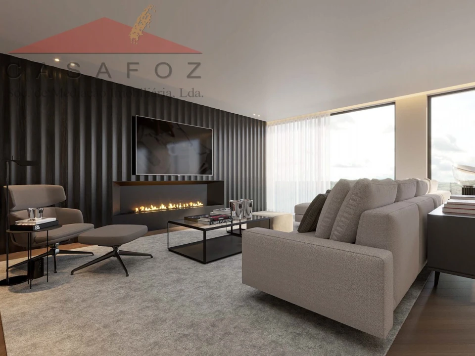 Apartamento T3 para Venda em Lordelo do Ouro e Massarelos Foto 2