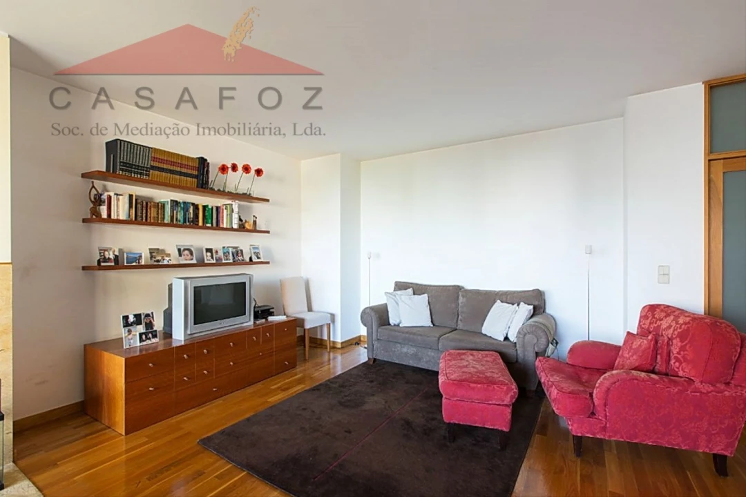 Apartamento T3 para Venda em Aldoar, Foz do Douro e Nevogilde Foto 6