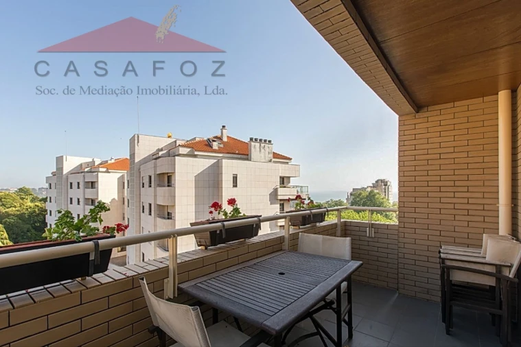 Apartamento T3 para Venda em Aldoar, Foz do Douro e Nevogilde Foto 2