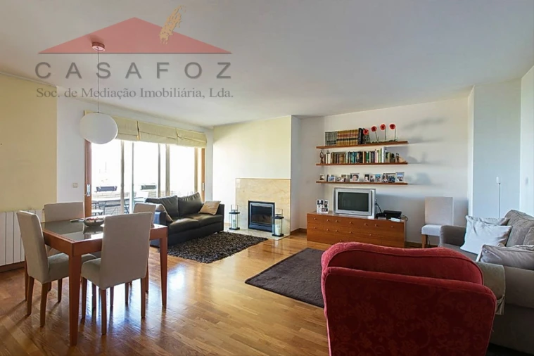 Apartamento T3 para Venda em Aldoar, Foz do Douro e Nevogilde Foto 4