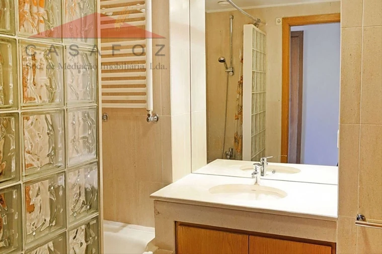 Apartamento T3 para Venda em Aldoar, Foz do Douro e Nevogilde Foto 29