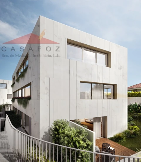 Apartamento T5 para Venda em Aldoar, Foz do Douro e Nevogilde