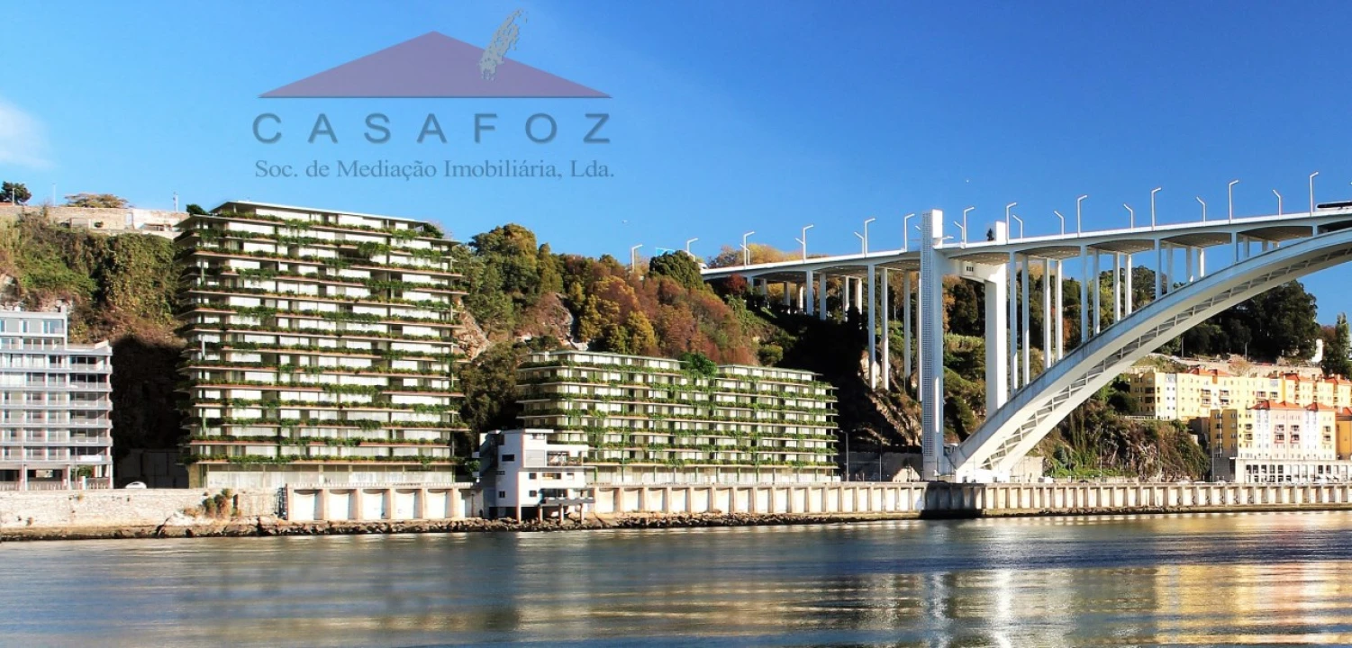 Loja para Venda em Lordelo do Ouro e Massarelos Foto 1