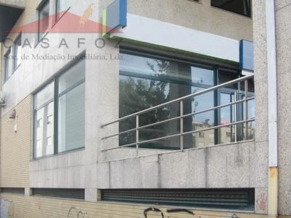 Loja para Venda em Ramalde Foto 9