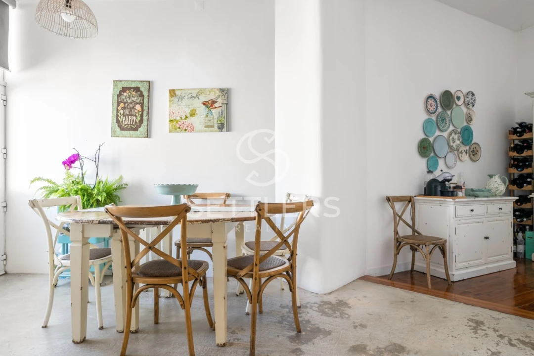 Prédio para Venda em Carcavelos e Parede Foto 21