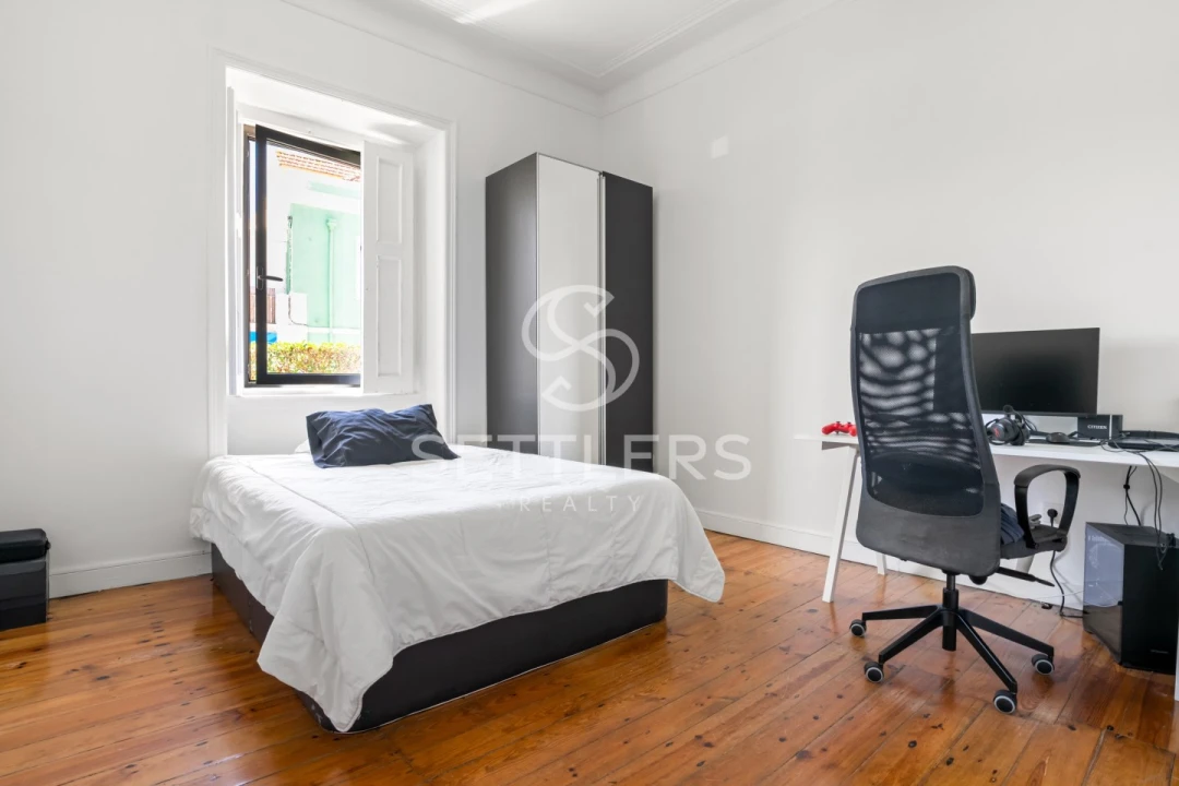 Prédio para Venda em Carcavelos e Parede Foto 28