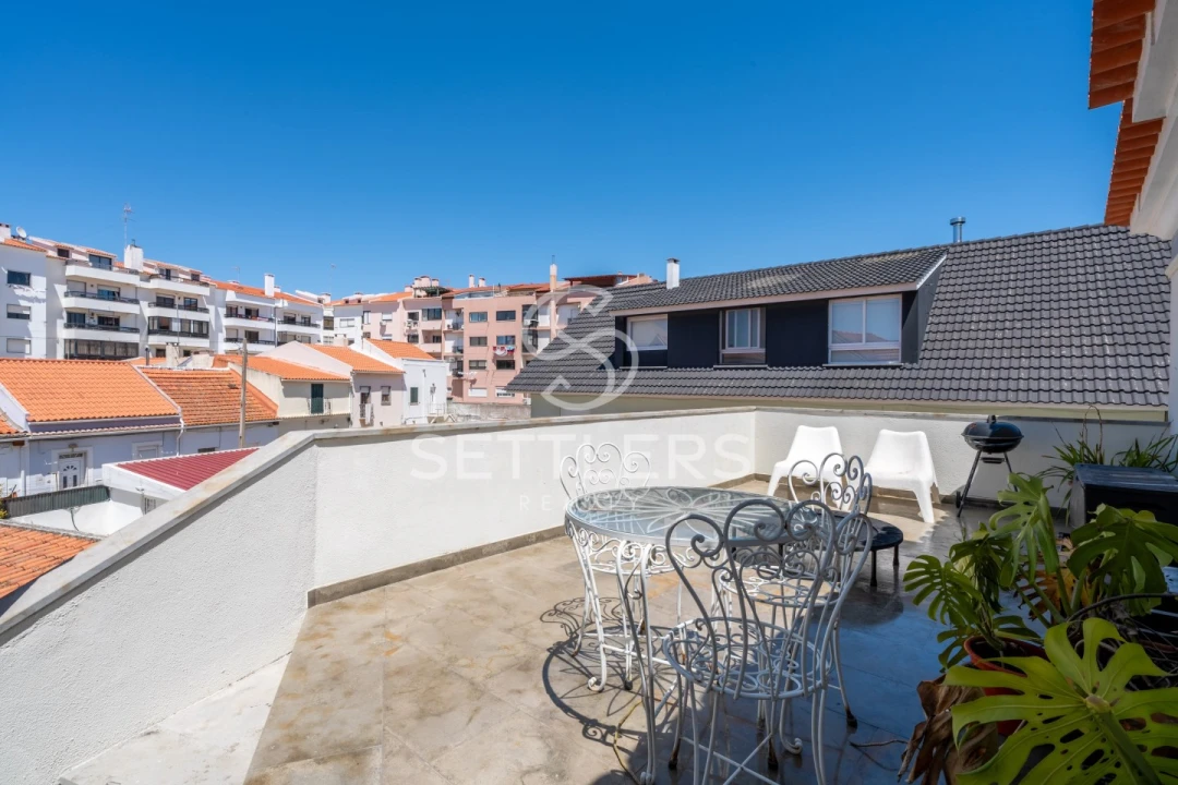 Prédio para Venda em Carcavelos e Parede Foto 37