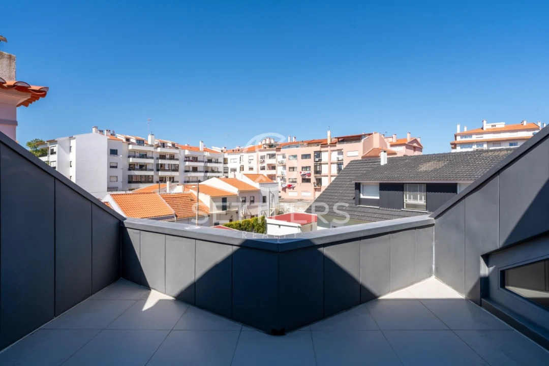 Prédio para Venda em Carcavelos e Parede Foto 49