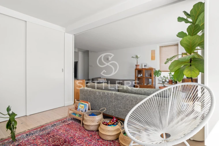 Prédio para Venda em Carcavelos e Parede Foto 6