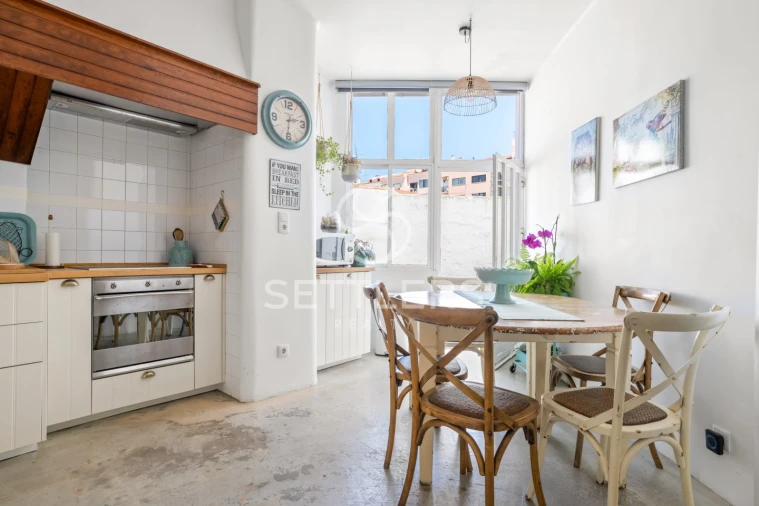 Prédio para Venda em Carcavelos e Parede Foto 23