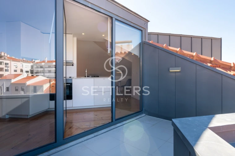 Prédio para Venda em Carcavelos e Parede Foto 48