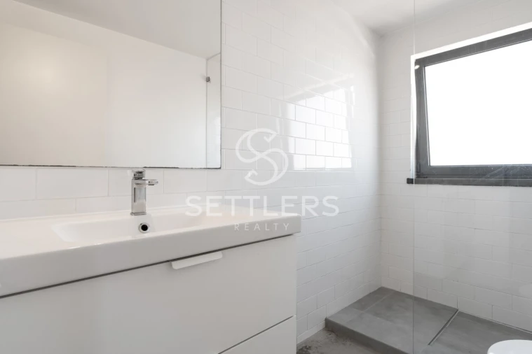 Prédio para Venda em Carcavelos e Parede Foto 52