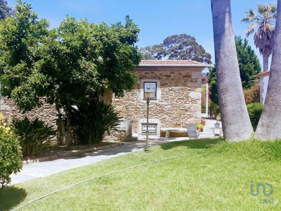 Moradia T8 para Venda em Seixas Foto 6