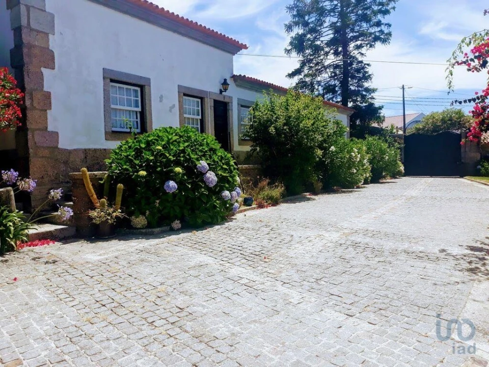 Moradia T8 para Venda em Seixas Foto 11