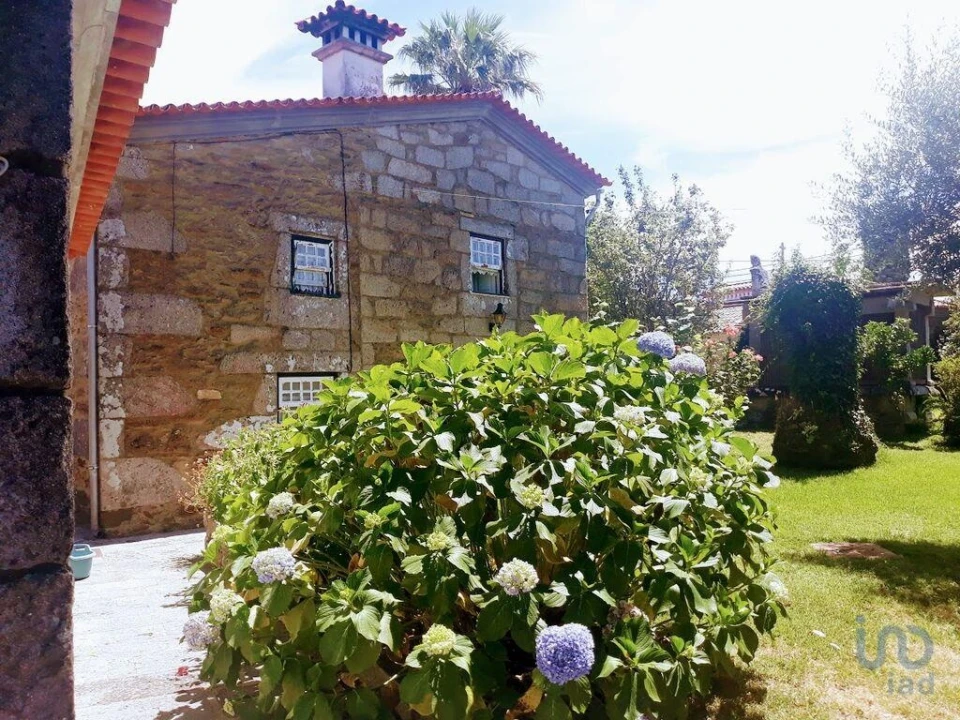 Moradia T8 para Venda em Seixas Foto 3