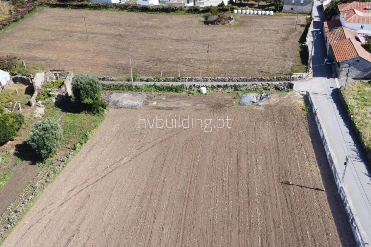 Terreno para Venda em Vila Cova e Feitos Foto 6