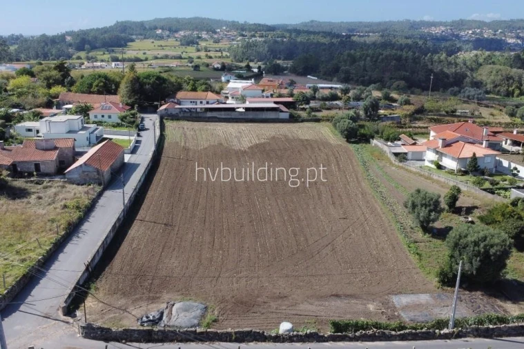 Terreno para Venda em Vila Cova e Feitos Foto 2