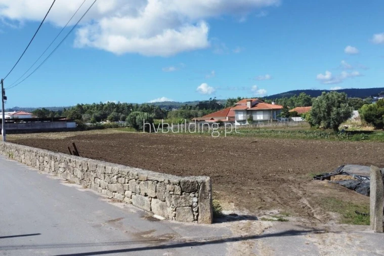 Terreno para Venda em Vila Cova e Feitos Foto 8