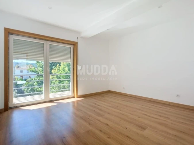 Moradia T5 para Venda em São Pedro de Agostem Foto 16