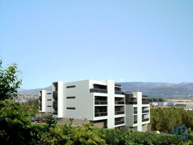 Apartamento T3 para Venda em Pena, Quintã e Vila Cova Foto 9