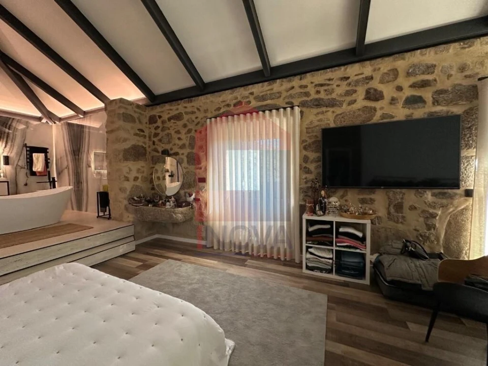 Moradia T2 para Venda em Lanhas Foto 12