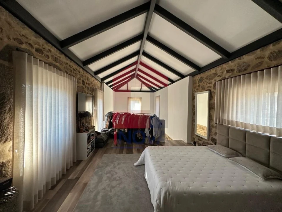 Moradia T2 para Venda em Lanhas Foto 13