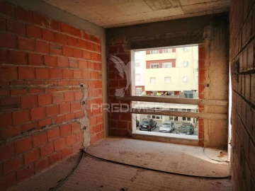 Apartamento T2 para Venda em Corroios