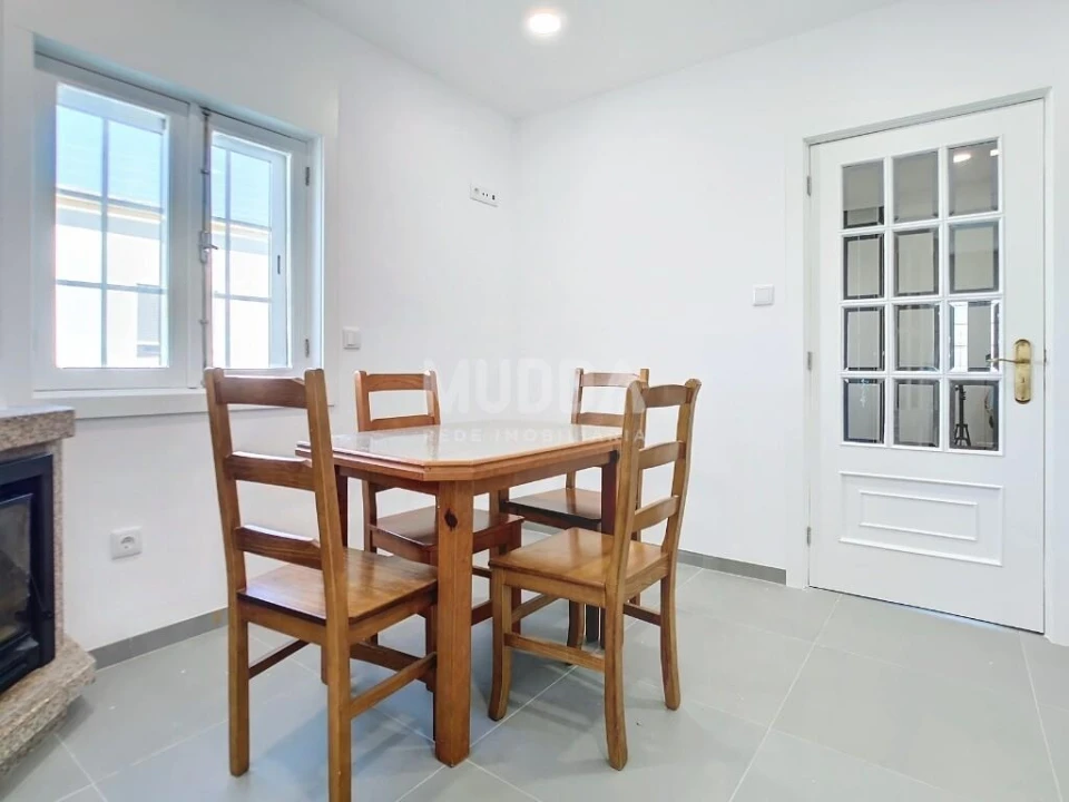 Moradia T3 para Venda em Calvão e Soutelinho da Raia Foto 4