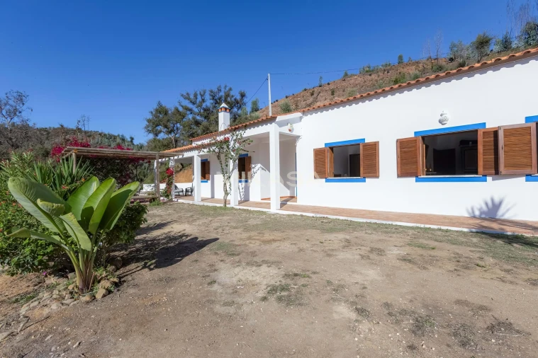 Moradia T3 para Venda em Odeceixe Foto 4