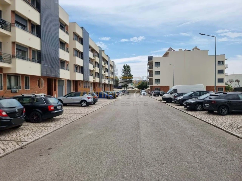 Apartamento T3 para Venda em Arruda dos Vinhos Foto 21