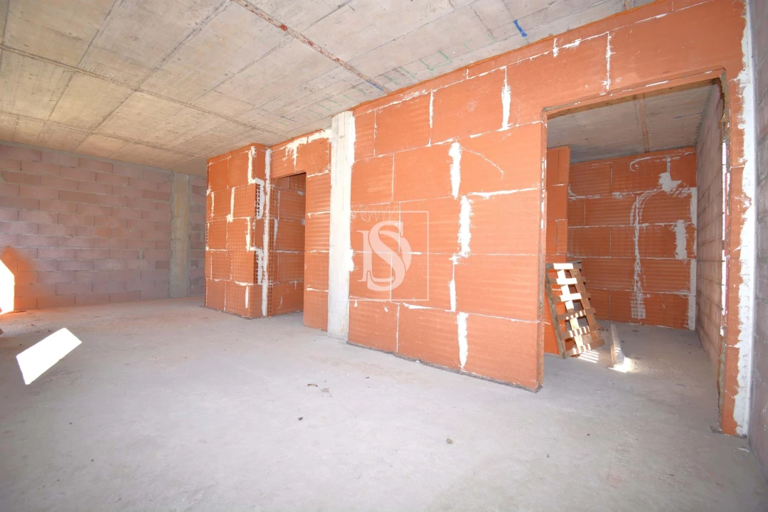 Prédio para Venda em Sé, Santa Maria e Meixedo Foto 4