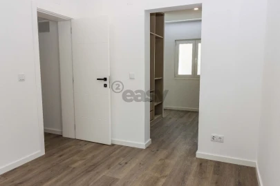 Moradia T4 para Venda em Agualva e Mira-Sintra