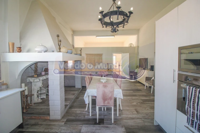 Moradia T6 para Venda em Samora Correia Foto 5