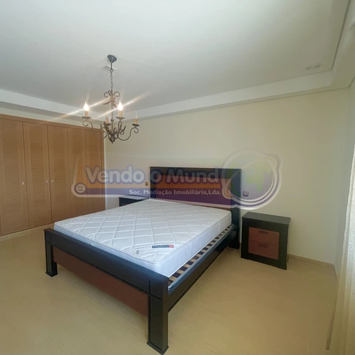 Moradia T8 para Venda em Alhandra, São João dos Montes e Calhandriz Foto 13