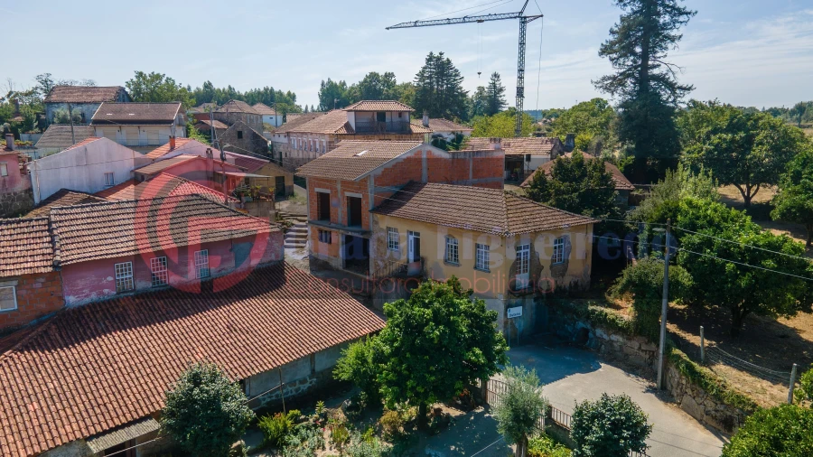 Moradia T4 para Venda em Tonda Foto 7