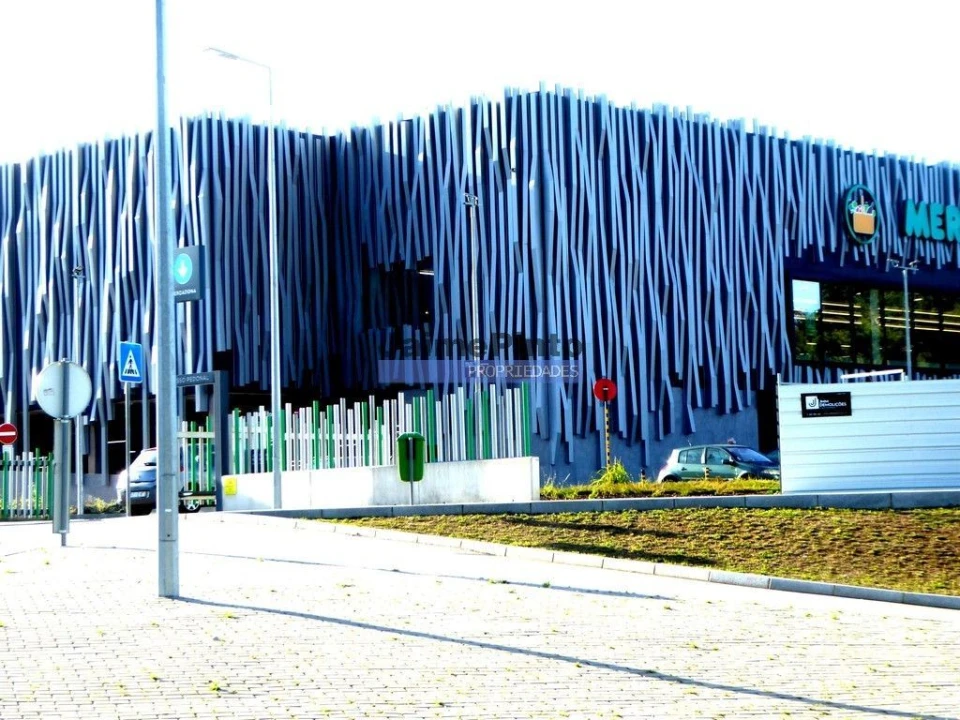 Terreno P/ Prédio para Venda em Espinho Foto 8