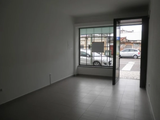 Loja para Arrendamento em Ponte de Sor, Tramaga e Vale de Açor Foto 3