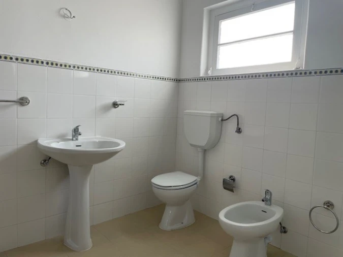 Apartamento T4 para Arrendamento em Ponte de Sor, Tramaga e Vale de Açor Foto 13