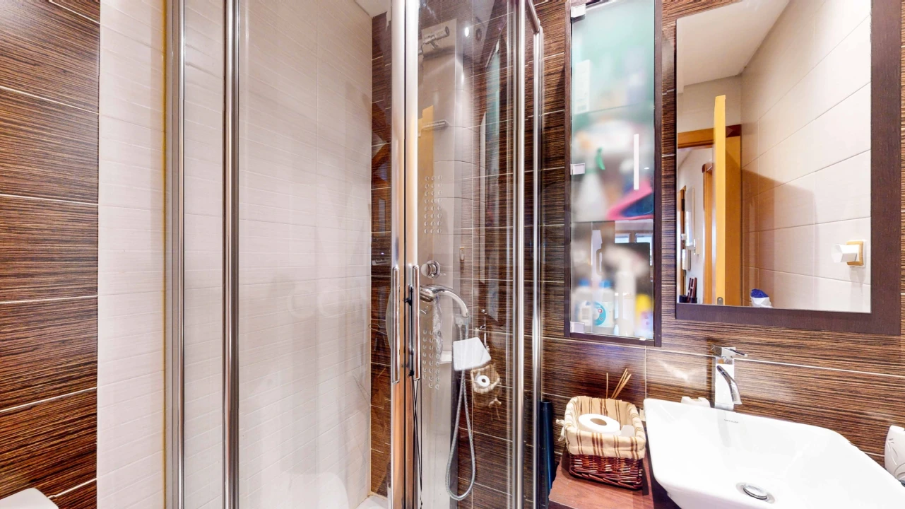 Apartamento T4 para Venda em Loures Foto 11