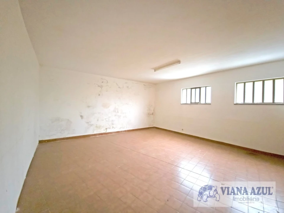 Armazém para Venda em Perre Foto 16