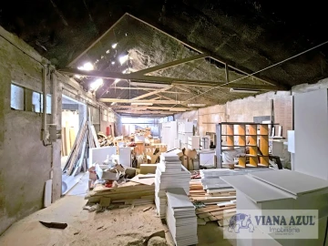 Armazém para Venda em Perre