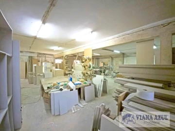 Armazém para Venda em Perre