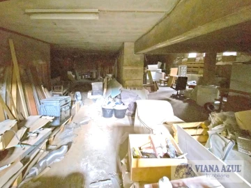 Armazém para Venda em Perre