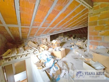 Armazém para Venda em Perre