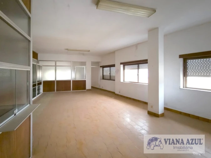 Armazém para Venda em Perre Foto 7