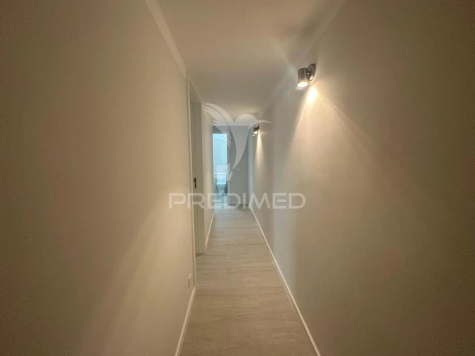 Apartamento T3 para Venda em Santa Clara Foto 17