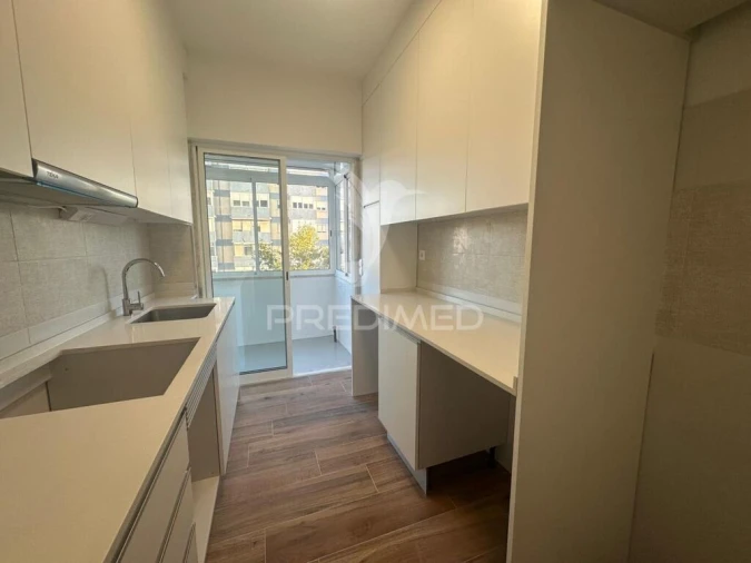 Apartamento T3 para Venda em Santa Clara Foto 6