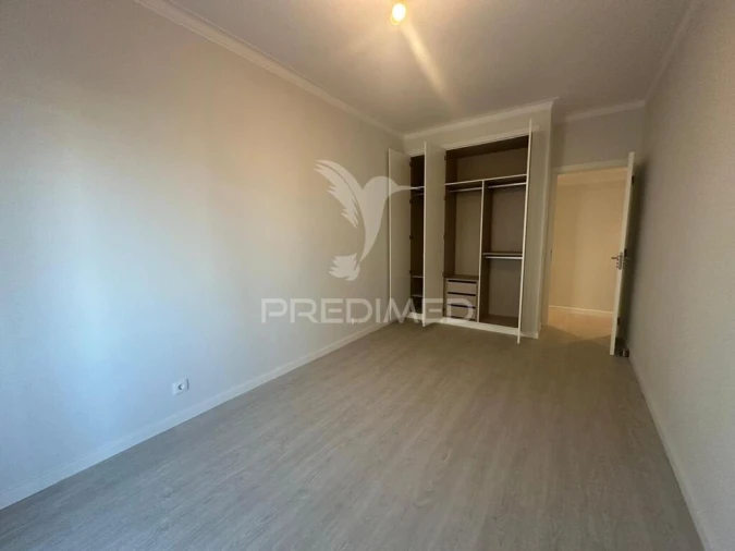 Apartamento T3 para Venda em Santa Clara Foto 19